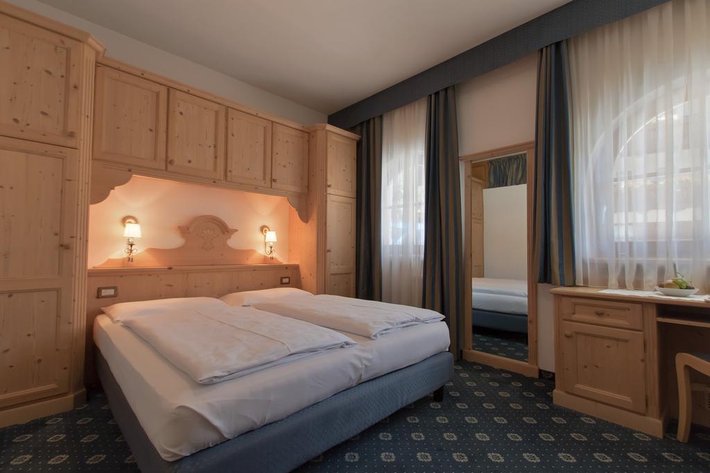 Garni La Dorada Aparthotel Colfosco Εξωτερικό φωτογραφία