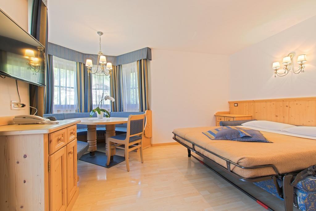 Garni La Dorada Aparthotel Colfosco Εξωτερικό φωτογραφία